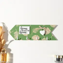 Настенные крючки декоративные