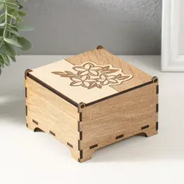 Подарочная шкатулка из дерева Подарочная шкатулка из дерева