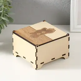 Подарочная шкатулка из дерева Подарочная шкатулка из дерева