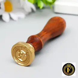 Печать для сургуча с деревянной ручкой