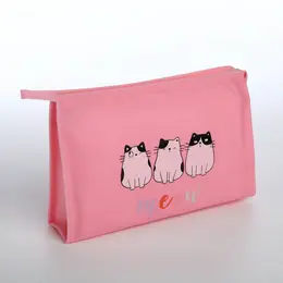 Косметичка треугольная на молнии, большая, с рисунком, нежно-розовая Косметичка треугольная на молнии, большая, с рисунком, нежно-розовая