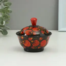 Солонка с крышкой