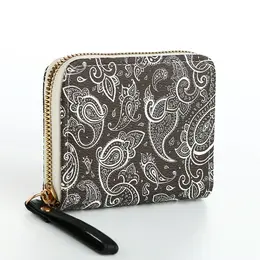 Кошелек женский на молнии с ремешком, цвет черный