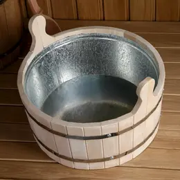 Шайка - таз для бани и сауны, 13 л, деревянная, оцинкованная вставка,