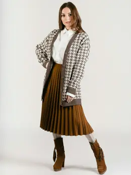 Кардиган вязаный удлинённый оверсайз на пуговицах Кардиган вязаный удлинённый оверсайз на пуговицах