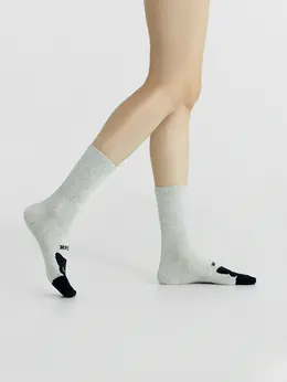 Носки женские светло-серые с рисунком в виде котика на мыске