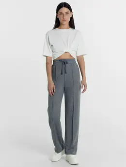 Брюки женские в сером цвете