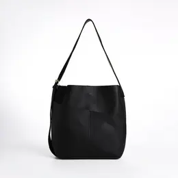 Сумка - мешок женская на магните, 26×10×30 см, черная Сумка - мешок женская на магните, 26×10×30 см, черная