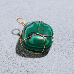 Подвеска из камня Подвеска из камня