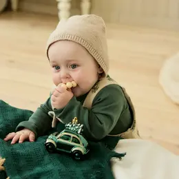 Шапка вязаная Шапка вязаная