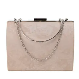 Клатч Клатч