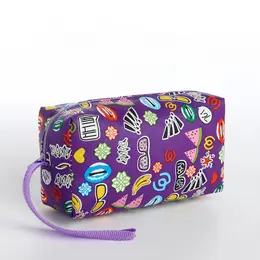 Косметичка-футляр маленькая, с ручкой, для косметики, лекарств, прокладок, фиолетовая/разноцветная Косметичка-футляр маленькая, с ручкой, для косметики, лекарств, прокладок, фиолетовая/разноцветная