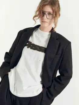 Футболка женская белая с печатью Футболка женская белая с печатью