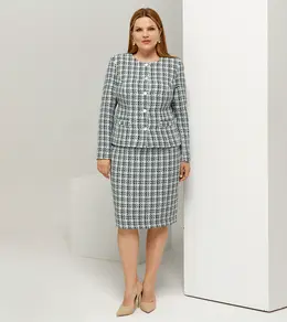 Женский костюм (жакет, юбка) Женский костюм (жакет, юбка)