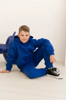 Костюм