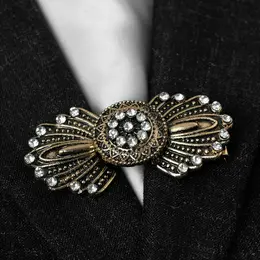 Зажим для кардигана Зажим для кардигана