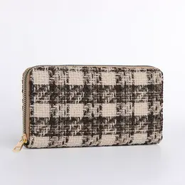 Кошелек женский на молнии, 19.5×2.5×10 см, в клетку, коричневый Кошелек женский на молнии, 19.5×2.5×10 см, в клетку, коричневый