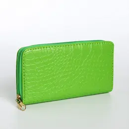 Кошелек женский на молнии, 19.5×2.5×10 см, с текстурой, салатовый Кошелек женский на молнии, 19.5×2.5×10 см, с текстурой, салатовый