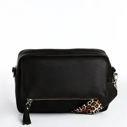 Сумка женская кросс-боди textura на молнии, 21×7×13 см, темно-коричневая Сумка женская кросс-боди textura на молнии, 21×7×13 см, темно-коричневая