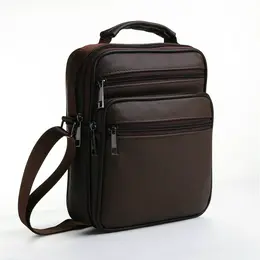 Сумка кросс-боди мужская на молнии, с ручкой, 3 наружных кармана, 18×8.5×22 см, коричневая Сумка кросс-боди мужская на молнии, с ручкой, 3 наружных кармана, 18×8.5×22 см, коричневая