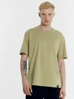 Футболка мужская в цвете пыльный хаки Футболка мужская в цвете пыльный хаки