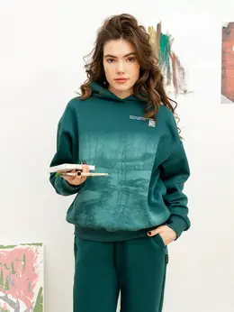 Анорак женский в зеленом цвете с печатью Анорак женский в зеленом цвете с печатью