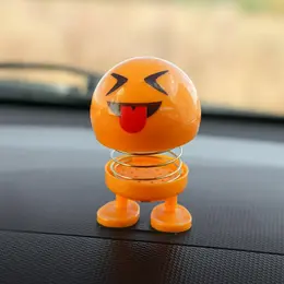 Игрушка на панель автомобиля