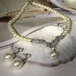 Набор 2 предмета: серьги, колье