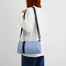 Сумка молодежная на молнии, 29×11×15 см, голубая Сумка молодежная на молнии, 29×11×15 см, голубая