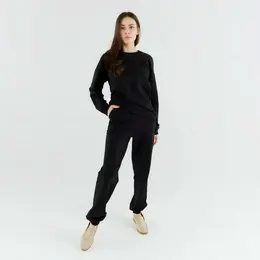 Спортивный костюм свитшот брюки Спортивный костюм свитшот брюки