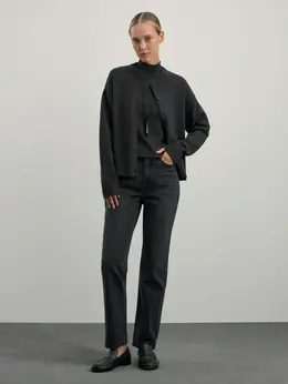Джинсы mom fit с высокой посадкой Джинсы mom fit с высокой посадкой