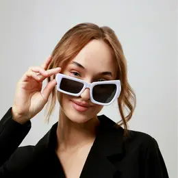 Очки солнцезащитные женские, uv 375, линза 4.2×5.2 см, ширина 14.5 см, дужка 14.6 см, белые Очки солнцезащитные женские, uv 375, линза 4.2×5.2 см, ширина 14.5 см, дужка 14.6 см, белые