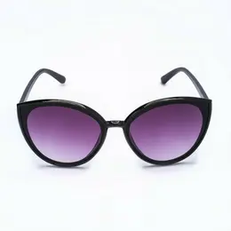 Очки солнцезащитные женские