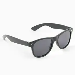 Очки солнцезащитные