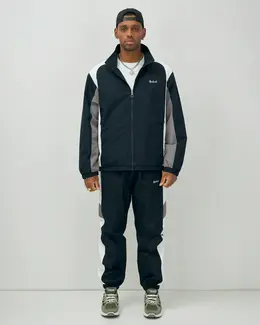 Костюм спортивный Костюм спортивный