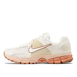 Женские кроссовки Zoom Vomero 5 Женские кроссовки Zoom Vomero 5