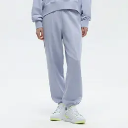 Женские брюки Wardrobe Essential Sweatpants Женские брюки Wardrobe Essential Sweatpants