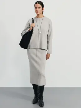 Юбка миди прямого кроя Юбка миди прямого кроя