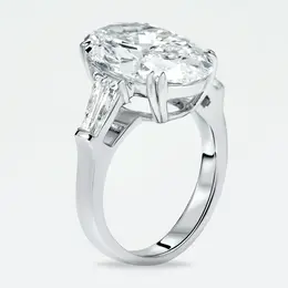8 cts Oval Trapezoid Lab Grown Diamond 18k White Gold Ring Size 51 8 cts Oval Trapezoid Lab Grown Diamond 18k White Gold Ring Size 51