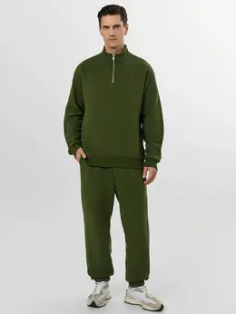 Комплект мужской зеленый