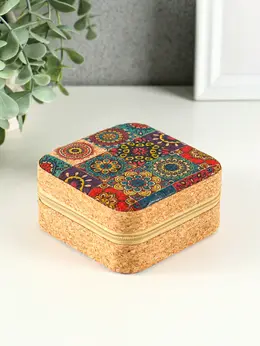 Шкатулка для украшений