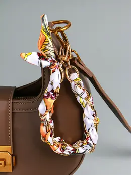 Брелок для ключей на 2 карабинах Брелок для ключей на 2 карабинах