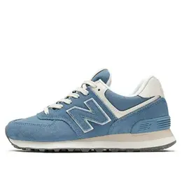 Женские кроссовки 574