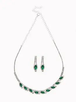 Набор 2 предмета: серьги, колье Набор 2 предмета: серьги, колье