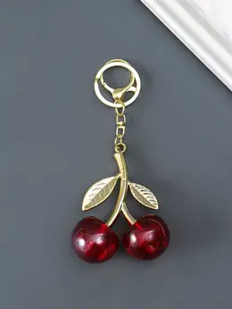 Брелок для ключей на кольце с карабином