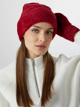 Шапка зимняя женская бордовая