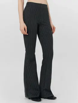 Брюки клеш женские черные в полоску