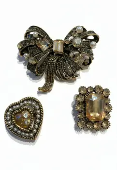 Набор брошек DISETTA Набор брошек DISETTA