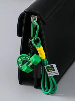 Брелок для ключей на кольце с карабином