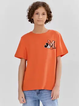 Футболка для мальчиков оранжевая с принтом прямого кроя